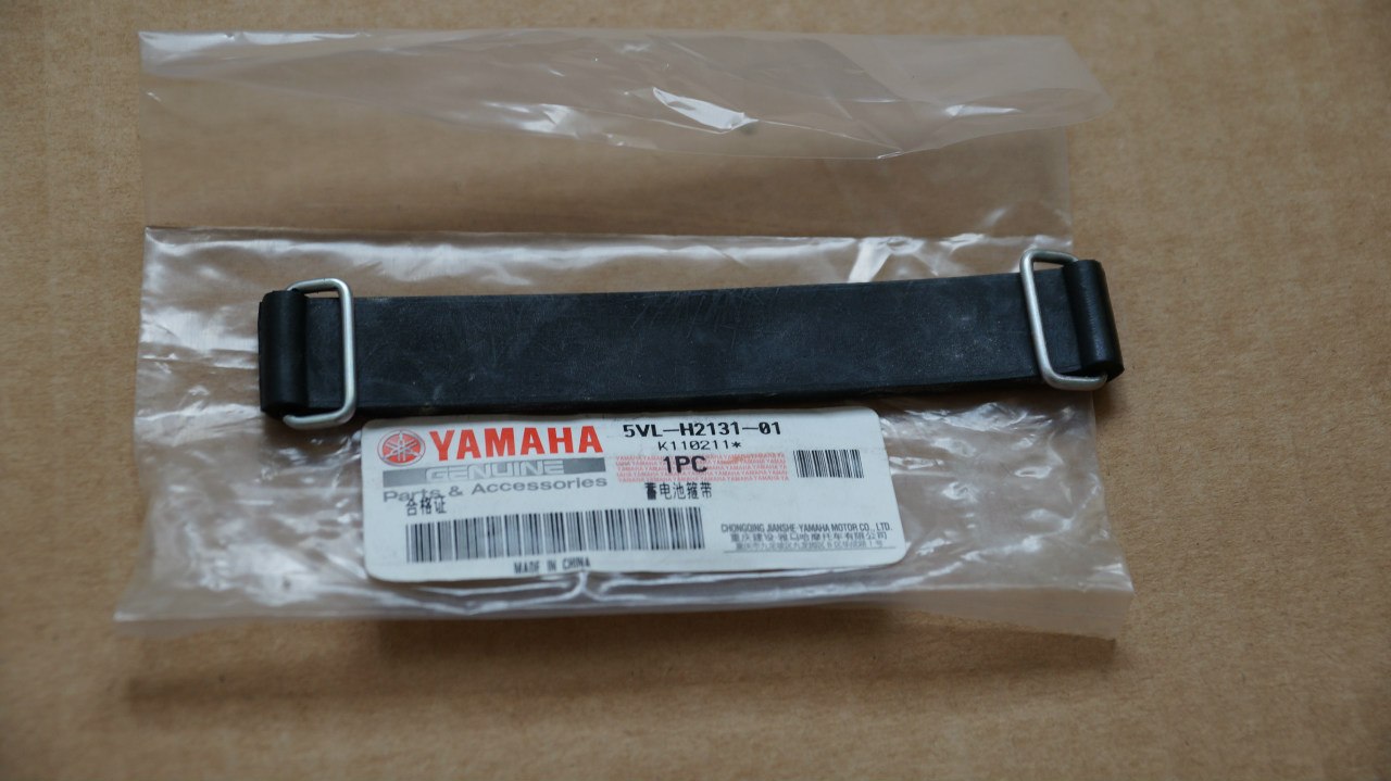 Крепление аккумулятора Yamaha ybr 125